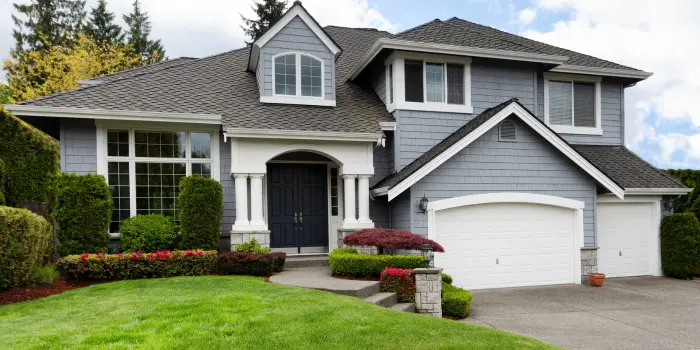 easy-tips-for-a-gorgeous-healthy-lawn